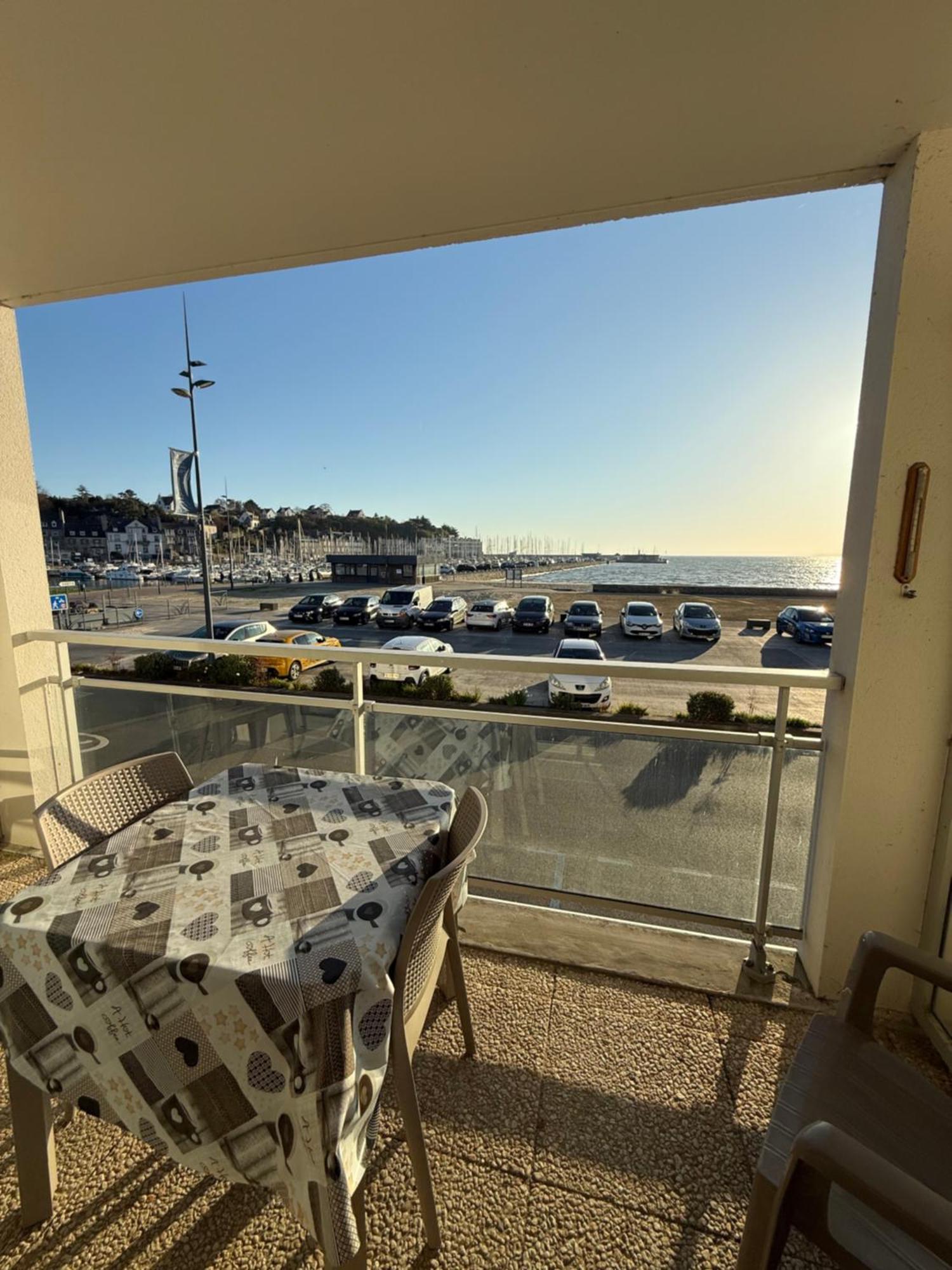 Appartement 2 pièces Binic avec vue sur mer Esterno foto
